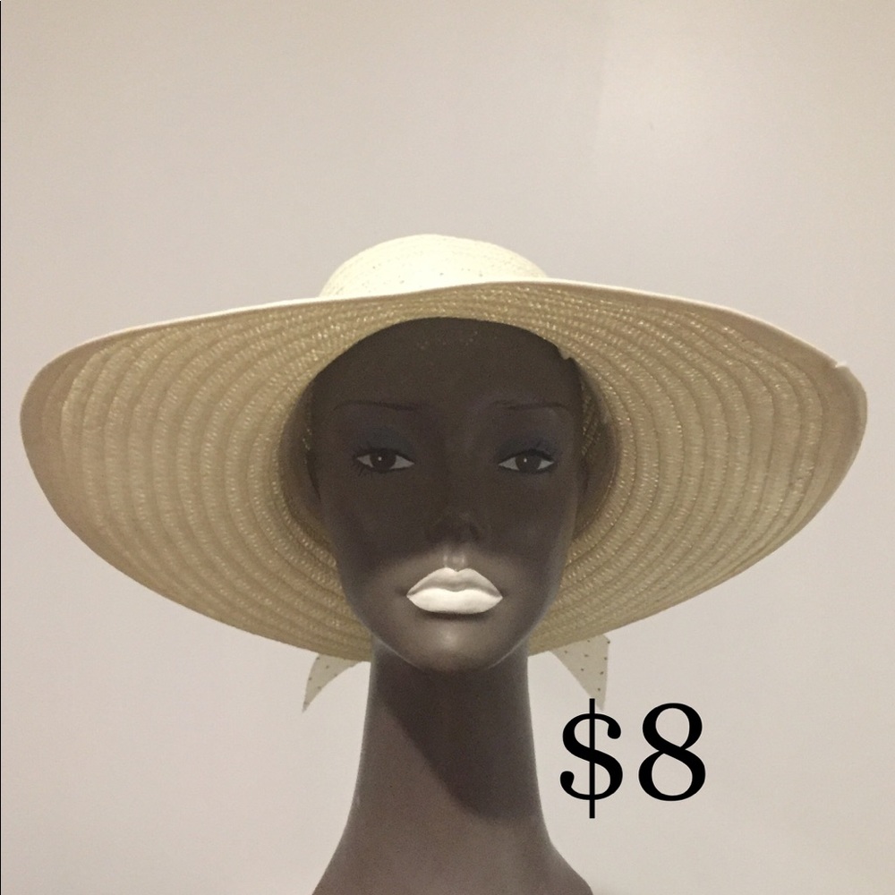 Brand New Ladies Straw Hat